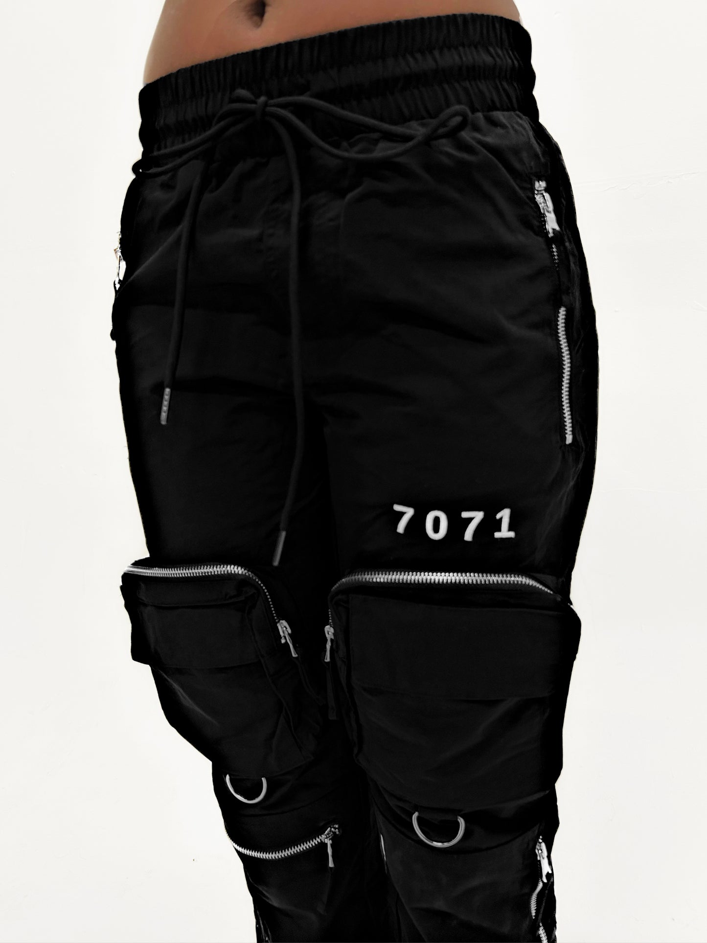 7-Tech Cargo Pants - Black